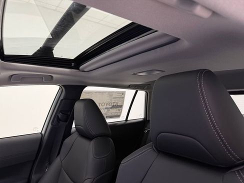 New 2026 Toyota Corolla Cross XLE w/ Convenience Package image 25