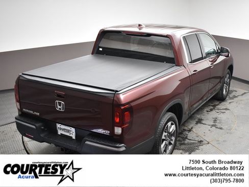 Used 2018 Honda Ridgeline RTL-T image 37