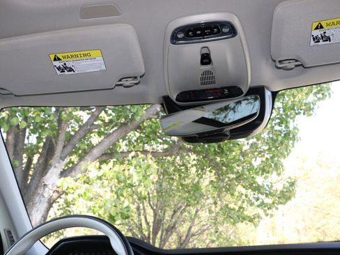 Used 2019 Volvo XC90 T6 Momentum w/ Advanced Package image 39