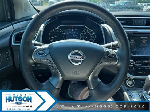Used 2021 Nissan Murano SL FWD image 12