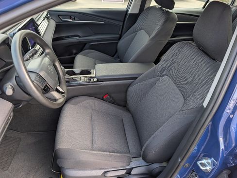 Used 2026 Toyota Camry LE FWD image 2