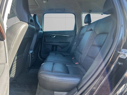 Used 2015 Volvo XC70 T6 image 13