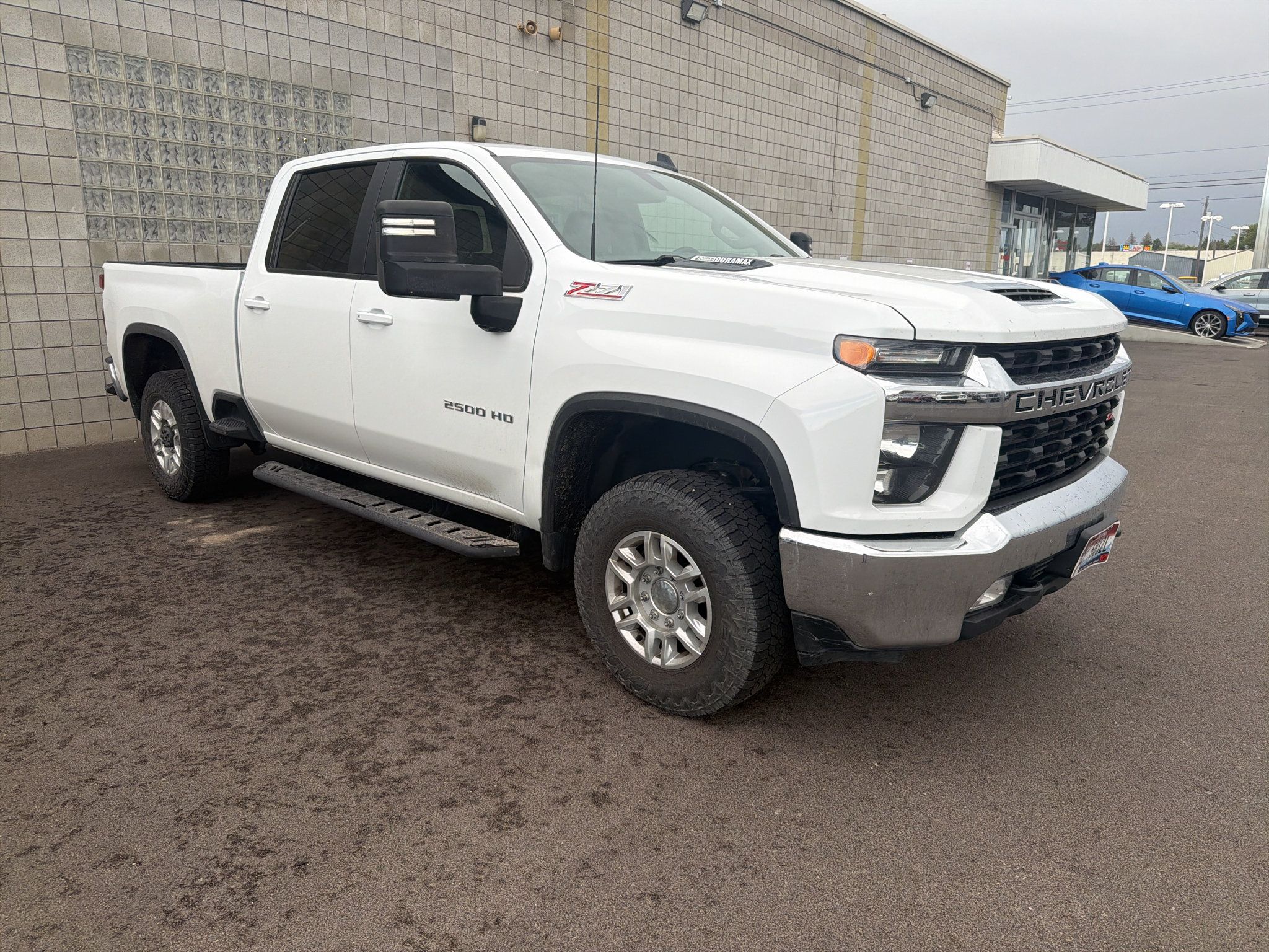 Used 2022 Chevrolet Silverado 2500 LT w/ Convenience Package AWD/4WD image 5