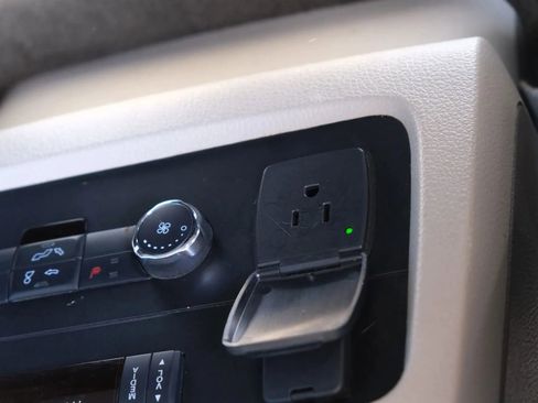 Used 2015 Lincoln Navigator 4WD image 26