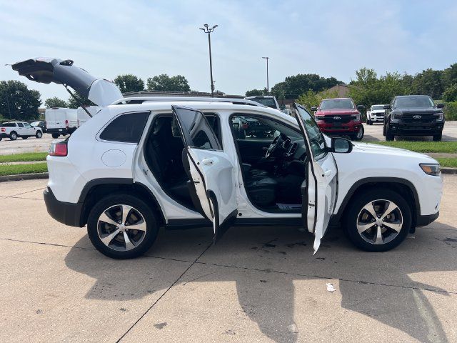 Used 2019 Jeep Cherokee Limited AWD/4WD image 35