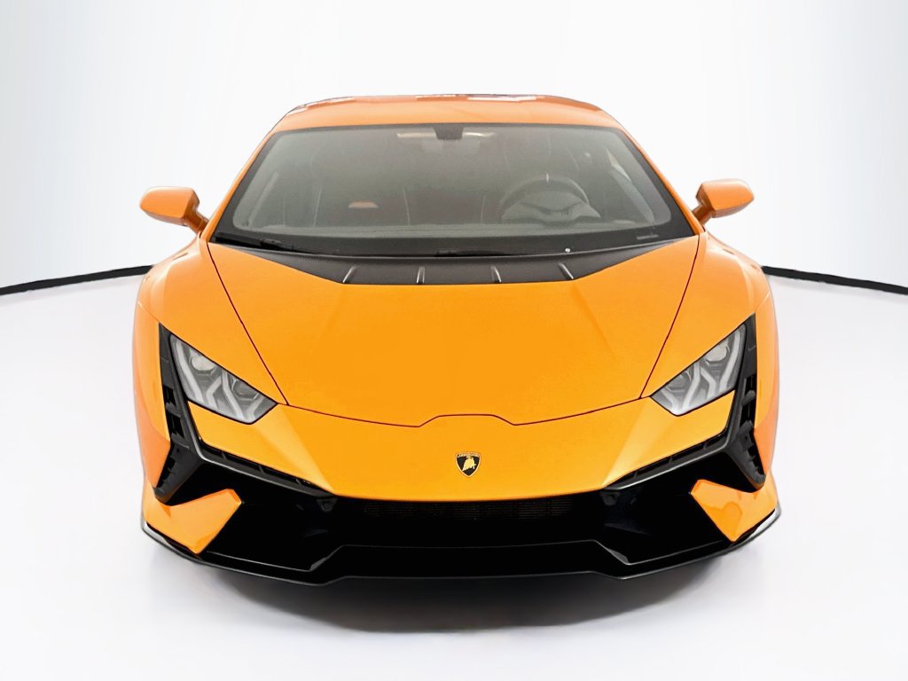 Used 2023 Lamborghini Huracan Tecnica RWD image 2