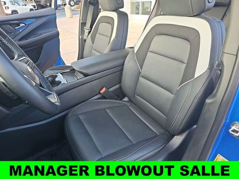 New 2024 Chevrolet Blazer EV LT AWD/4WD image 14
