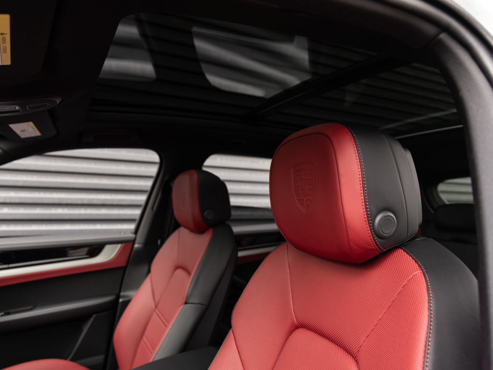Certified 2026 Porsche Cayenne AWD/4WD image 24