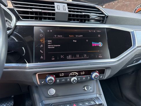 Used 2020 Audi Q3 2.0T Prestige w/ Prestige Package image 6