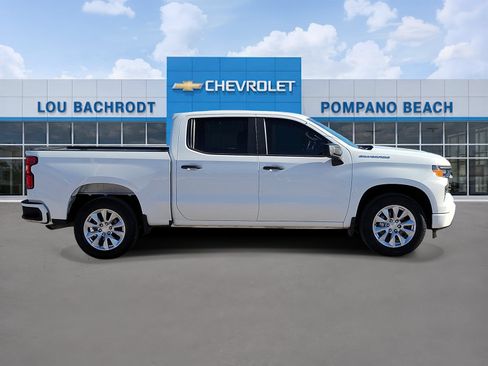 Used 2023 Chevrolet Silverado 1500 Custom RWD image 4