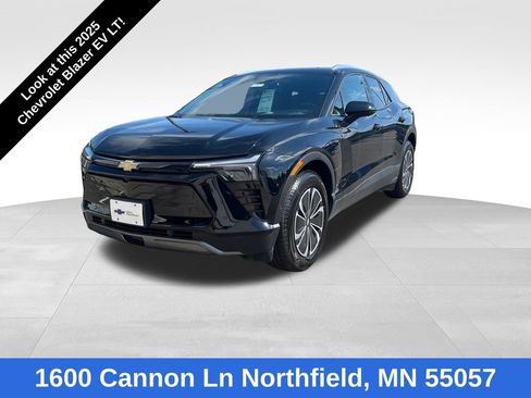 New 2025 Chevrolet Blazer EV LT w/ Super Cruise Package AWD/4WD image 1