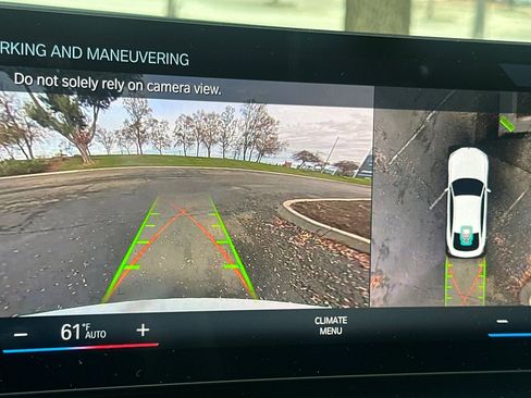 Used 2023 BMW i4 eDrive40 image 24