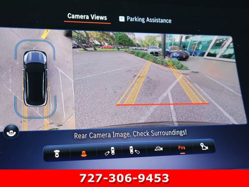 Certified 2023 Mercedes-Benz EQS 580 4MATIC SUV w/ Exclusive Trim Package image 4