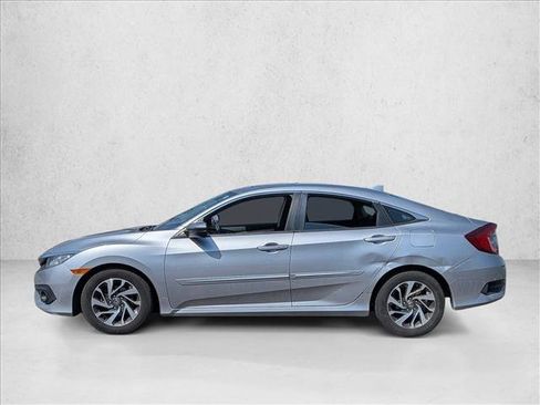 Used 2018 Honda Civic EX image 8