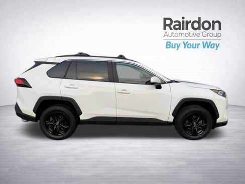 Used 2020 Toyota RAV4 XLE w/ All Weather Liner Package AWD/4WD image 8