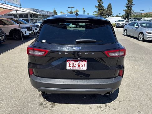 Used 2025 Ford Escape ST-Line FWD image 4