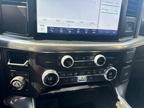 Used 2021 Ford F150 Lariat AWD/4WD image 14