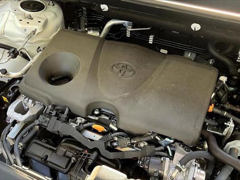 Certified 2024 Toyota RAV4 LE image 28