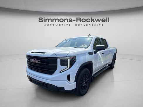 Used 2024 GMC Sierra 1500 Pro w/ Graphite Edition AWD/4WD image 1