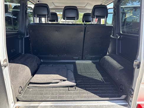 Used 2010 Mercedes-Benz G 550 image 13