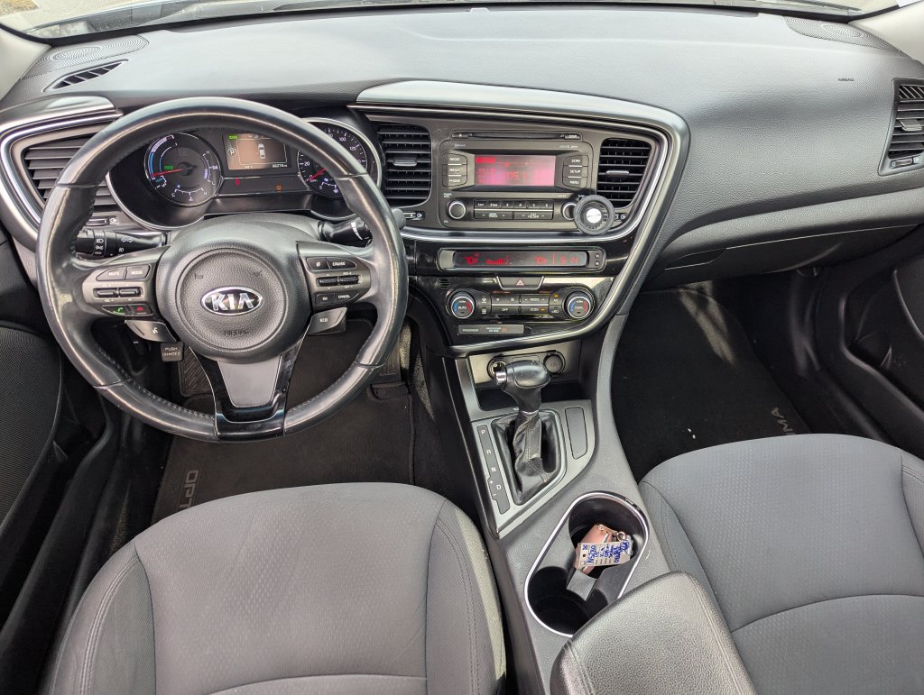 Used 2015 Kia Optima LX FWD image 29