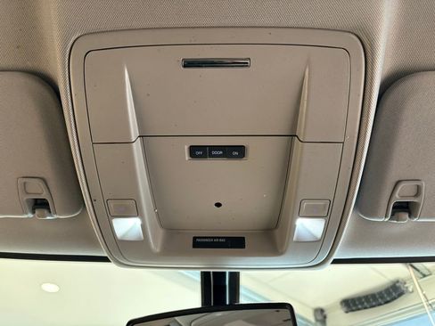 Used 2019 Chevrolet Silverado 1500 LT w/ All Star Edition image 33