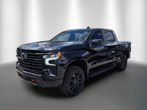 Used 2023 Chevrolet Silverado 1500 LT Trail Boss w/ Protection Package AWD/4WD image 2