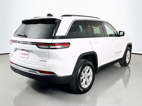 Used 2023 Jeep Grand Cherokee Limited AWD/4WD image 7