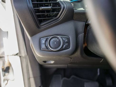 Used 2017 Ford Escape SE w/ Equipment Group 201A FWD image 15