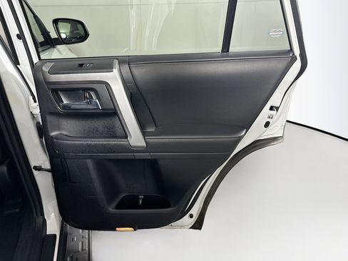 Used 2024 Toyota 4Runner SR5 image 29