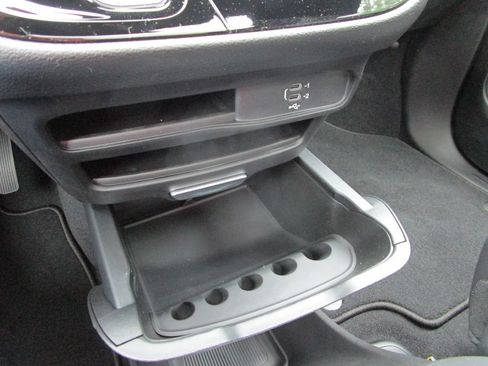 New 2027 Chrysler Pacifica Select w/ Family Tech Group FWD image 52