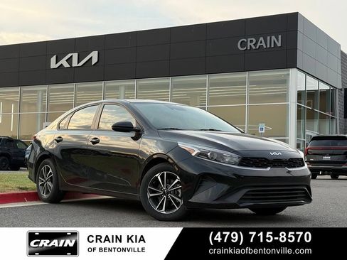 Certified 2024 Kia Forte LXS FWD image 1