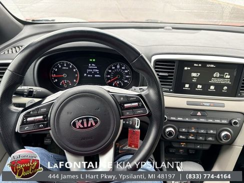 Certified 2020 Kia Sportage S w/ S Sunroof Package image 10