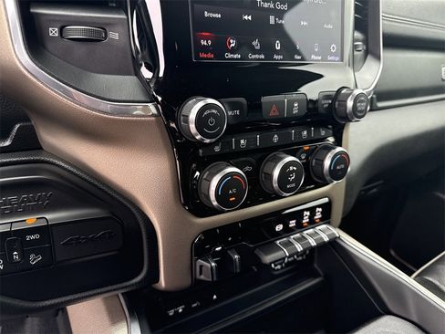 Used 2019 RAM 2500 Laramie image 30