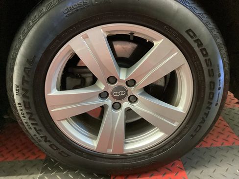 Used 2019 Audi Q7 2.0T Premium Plus w/ Premium Plus Package AWD/4WD image 5