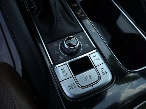Certified 2022 Kia Telluride SX w/ SX Prestige Package AWD/4WD image 42