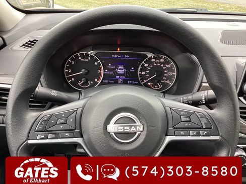Used 2025 Nissan Altima 2.5 SV image 26