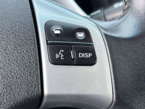 Used 2011 Lexus IS 250C w/ Luxury Pkg RWD image 20