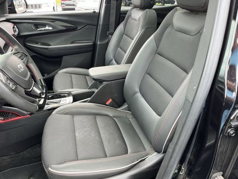 Certified 2023 Chevrolet TrailBlazer RS w/ Sun and Liftgate Package image 19