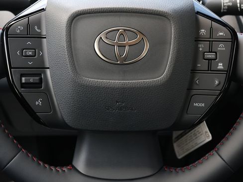 New 2026 Toyota Prius Plug-In Hybrid FWD image 16