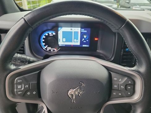 Used 2023 Ford Bronco Black Diamond image 22