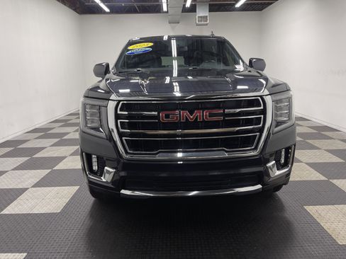 Used 2023 GMC Yukon SLT AWD/4WD image 7