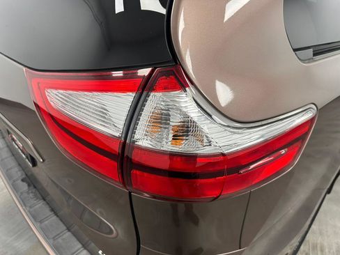 Used 2018 Toyota Sienna XLE w/ XLE Navigation Package image 14