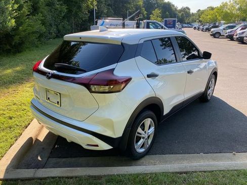 Used 2024 Nissan Kicks S FWD image 30