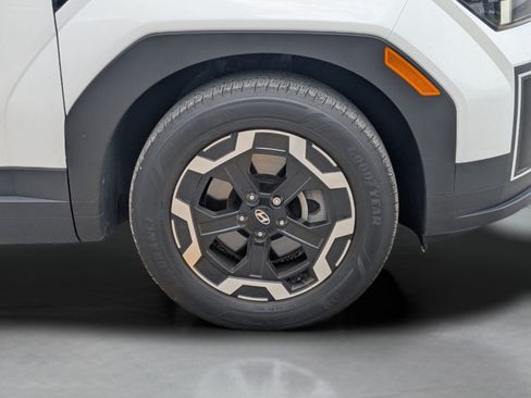 Certified 2024 Hyundai Santa Fe SE FWD image 32
