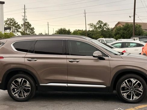 Used 2019 Hyundai Santa Fe FWD image 4