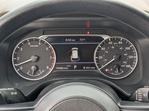 Used 2023 Nissan Rogue S image 18