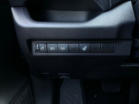 Used 2025 Toyota RAV4 XLE image 22