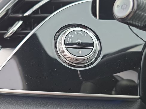 New 2026 Mercedes-Benz E 53 AMG e 4MATIC Sedan image 26