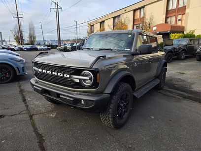 New 2025 Ford Bronco Outer Banks w/ Black Appearance Package